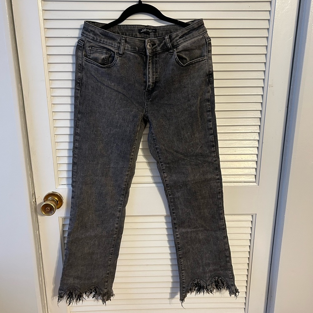 Charlie B Distressed Jeans NWOT